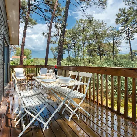 Picasso By Interhome בקתה